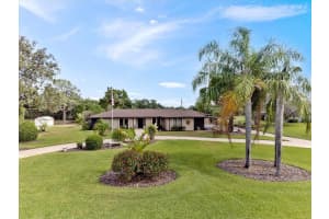 8947 OAKWOOD DRIVE, LAKE WALES, FL 33898 Sold 06/30/25