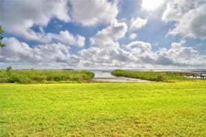 329 HAMILTON SHORES DRIVE, WINTER HAVEN, FL 33881 - MLS#MFRP4934289