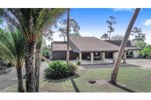 2750 LAKE HAMILTON DRIVE, WINTER HAVEN, FL 33881 Sold 06/02/25