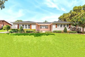 2096 LAKE ARIANA BOULEVARD, AUBURNDALE, FL 33823 Sold 06/09/25