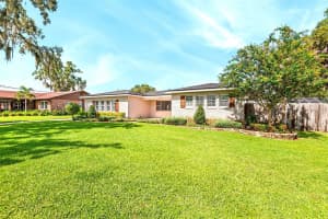 2096 LAKE ARIANA BOULEVARD, AUBURNDALE, FL 33823 Sold 06/09/25