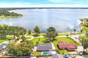 2096 LAKE ARIANA BOULEVARD, AUBURNDALE, FL 33823 Sold 06/09/25