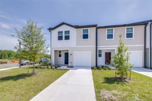 3265 Vesara Dr, DAVENPORT