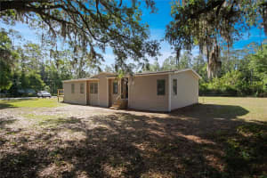 3611 ISLAND OAKS COURT, LAKELAND, FL 33805 Sold 08/21/25