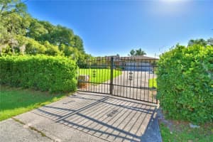 2611 STATE ROAD 557, LAKE ALFRED, FL 33850 Sold 09/02/25