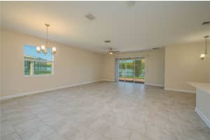 2733 ATTWATER LOOP, WINTER HAVEN, FL 33884 - MLS#MFRP4934502