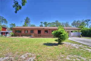 306 LIVE OAK AVENUE, TEMPLE TERRACE, FL 33617 Sold 05/19/25