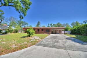 306 LIVE OAK AVENUE, TEMPLE TERRACE, FL 33617 Sold 05/19/25