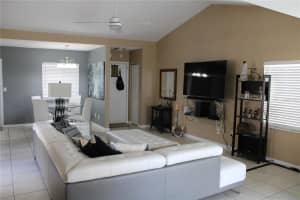 266 LAS FLORES, WINTER HAVEN, FL 33884 Sold 07/08/25