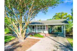 1371 Sheridan St Sw, WINTER HAVEN