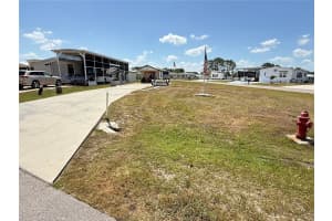 5017 NORTHSHORE DRIVE, POLK CITY, FL 33868 - MLS#MFRP4934684