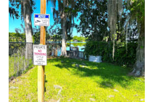 502 LITTLE LAKE COURT, WINTER HAVEN, FL 33884 - MLS#MFRP4934693