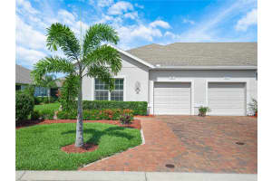 2824 ATTWATER LOOP, WINTER HAVEN, FL 33884 Sold 07/15/25