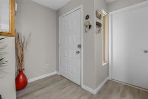 5617 STRUTHERS COURT, WINTER HAVEN, FL 33884 - MLS#MFRP4934739