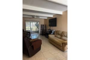 929 CLUB CIRCLE, LAKESHORE, FL 33854 - MLS#MFRP4934790