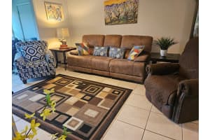 333 LAKE HOWARD DRIVE, WINTER HAVEN, FL 33880 Sold 08/29/25