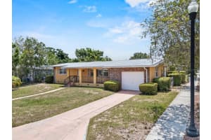 1929 4TH STREET, WINTER HAVEN, FL 33881 Sold 08/27/25