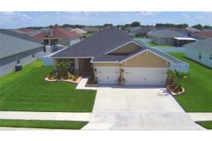 421 RIDERS LOOP, AUBURNDALE, FL 33823 Sold 06/27/25