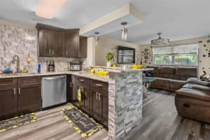 2480 AVENUE E SW, WINTER HAVEN, FL 33880 Sold 07/23/25