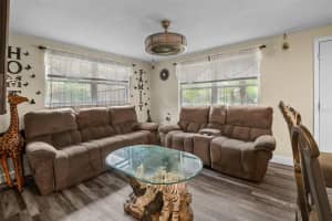 2480 AVENUE E SW, WINTER HAVEN, FL 33880 Sold 07/23/25