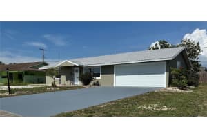 1735 Council Dr, SUN CITY CENTER