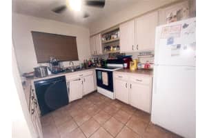 1836 CRYSTAL LAKE DRIVE, LAKELAND, FL 33801 - MLS#MFRP4935087