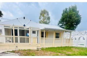 3620 E Tampa Cir, TAMPA