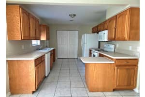 2121 COLONY DRIVE, MELBOURNE, FL 32935 - MLS#MFRP4935099
