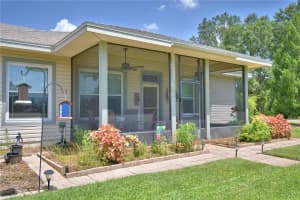 2252 FOX RUN ROAD, LAKE WALES, FL 33898 - MLS#MFRP4935140