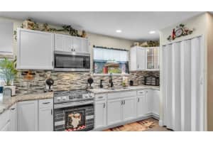 1125 ROLLING WOODS LANE, LAKELAND, FL 33813 - MLS#MFRP4935216