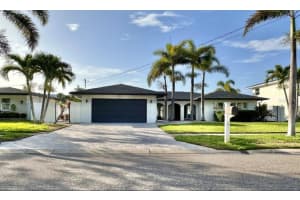 320 PALM ISLAND, CLEARWATER BEACH, FL 33767 Sold 07/09/25