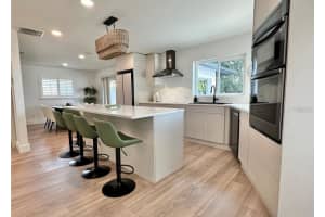 320 PALM ISLAND, CLEARWATER BEACH, FL 33767 Sold 07/09/25