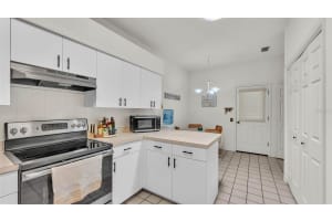 13 ENCLAVE DRIVE, WINTER HAVEN, FL 33884 - MLS#MFRP4935274