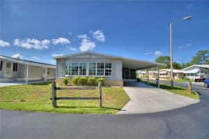 4090 Rolling Oaks Dr, WINTER HAVEN