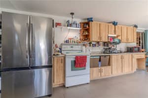 1045 PIN OAK STREET, LAKE PLACID, FL 33852 - MLS#MFRP4935323