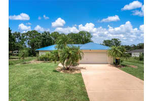 127 BLUE MOON AVENUE, LAKE PLACID, FL 33852 - MLS#MFRP4935336