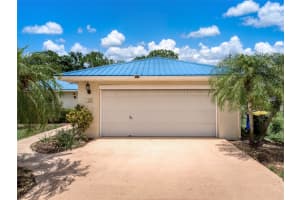 127 BLUE MOON AVENUE, LAKE PLACID, FL 33852 - MLS#MFRP4935336
