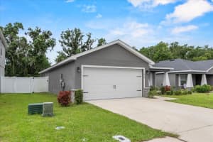 910 BLUE TIDE LANE, LAKELAND, FL 33809 - MLS#MFRP4935339