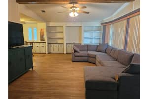 6685 BRIARHILL DR NE, WINTER HAVEN, FL 33881 - MLS#MFRP4935348