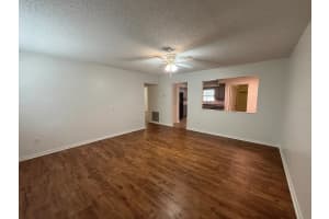 2413 AVENUE B SW #A, WINTER HAVEN, FL 33880 - MLS#MFRP4935386