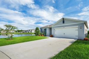 1596 LEAMINGTON LANE, WINTER HAVEN, FL 33884 - MLS#MFRP4935416