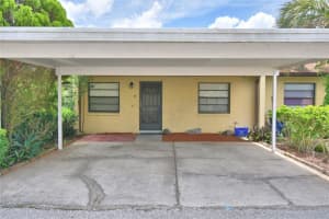 2215 Knights Rd #2215, WINTER HAVEN