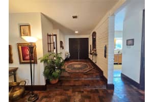 200 ISLAND WAY, WINTER HAVEN, FL 33884 - MLS#MFRP4935447
