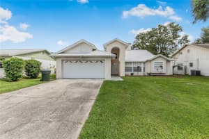 1635 Sailpoint Dr, BARTOW