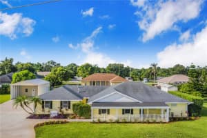 414 STARR RIDGE LOOP, LAKE WALES, FL 33898 Sold 08/15/25