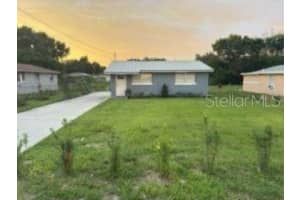 272 A Ave E, LAKE WALES