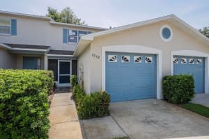 2352 ISLE ROYALE COURT, WINTER HAVEN, FL 33880 - MLS#MFRP4935542