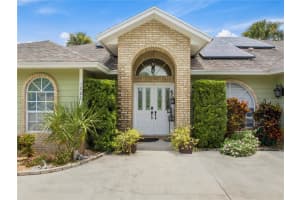 1080 4TH COURT, VERO BEACH, FL 32962 Sold 08/21/25