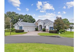 9516 WATERFORD OAKS BOULEVARD, WINTER HAVEN, FL 33884 Sold 08/25/25