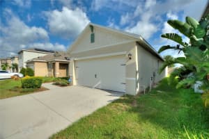 156 EAGLEVIEW LOOP, DAVENPORT, FL 33837 - MLS#MFRP4935593
